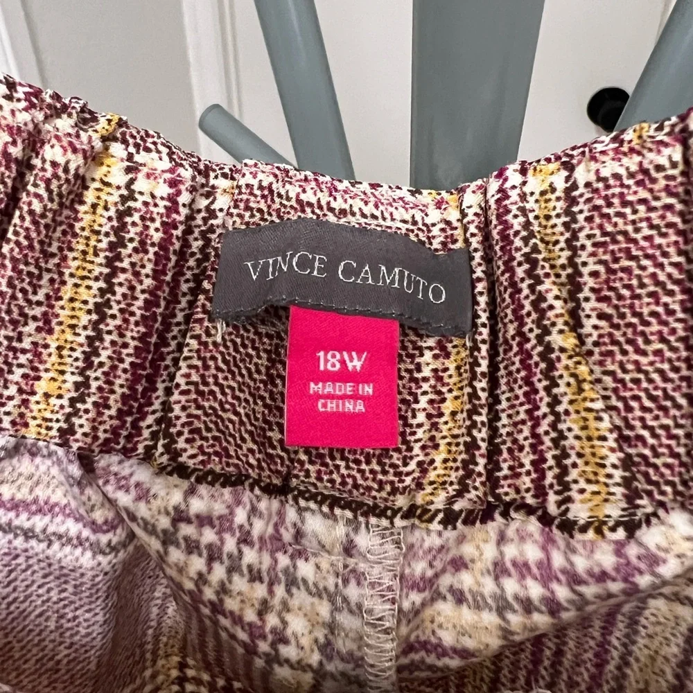 Vince Camuto chic plaid